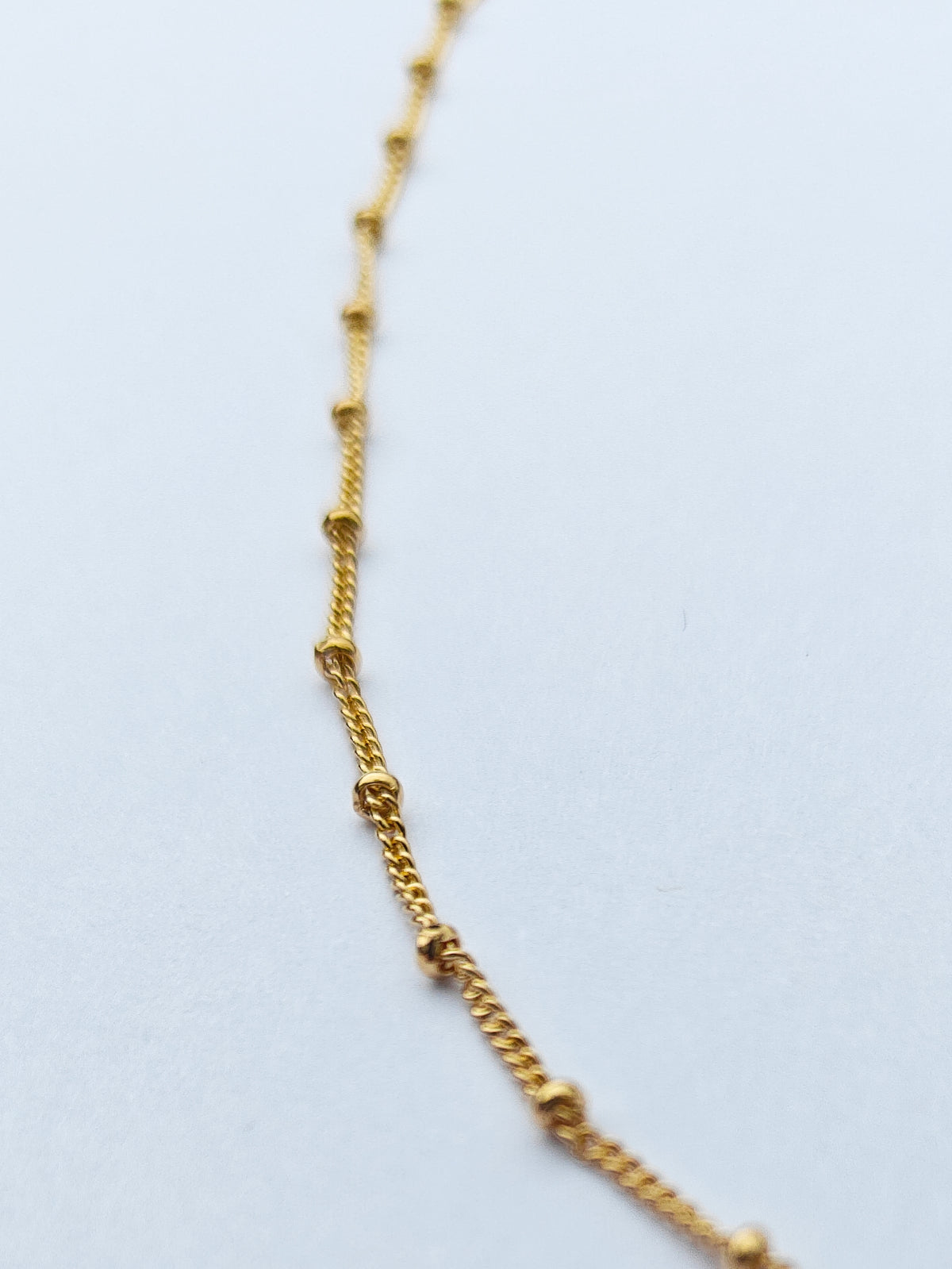 Gold filled ketting met balletjes